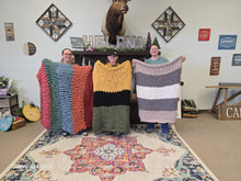 2/23/25-Chunky Knit Blanket Workshop