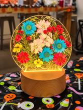 11/4/26-Resin Floral Table Lights